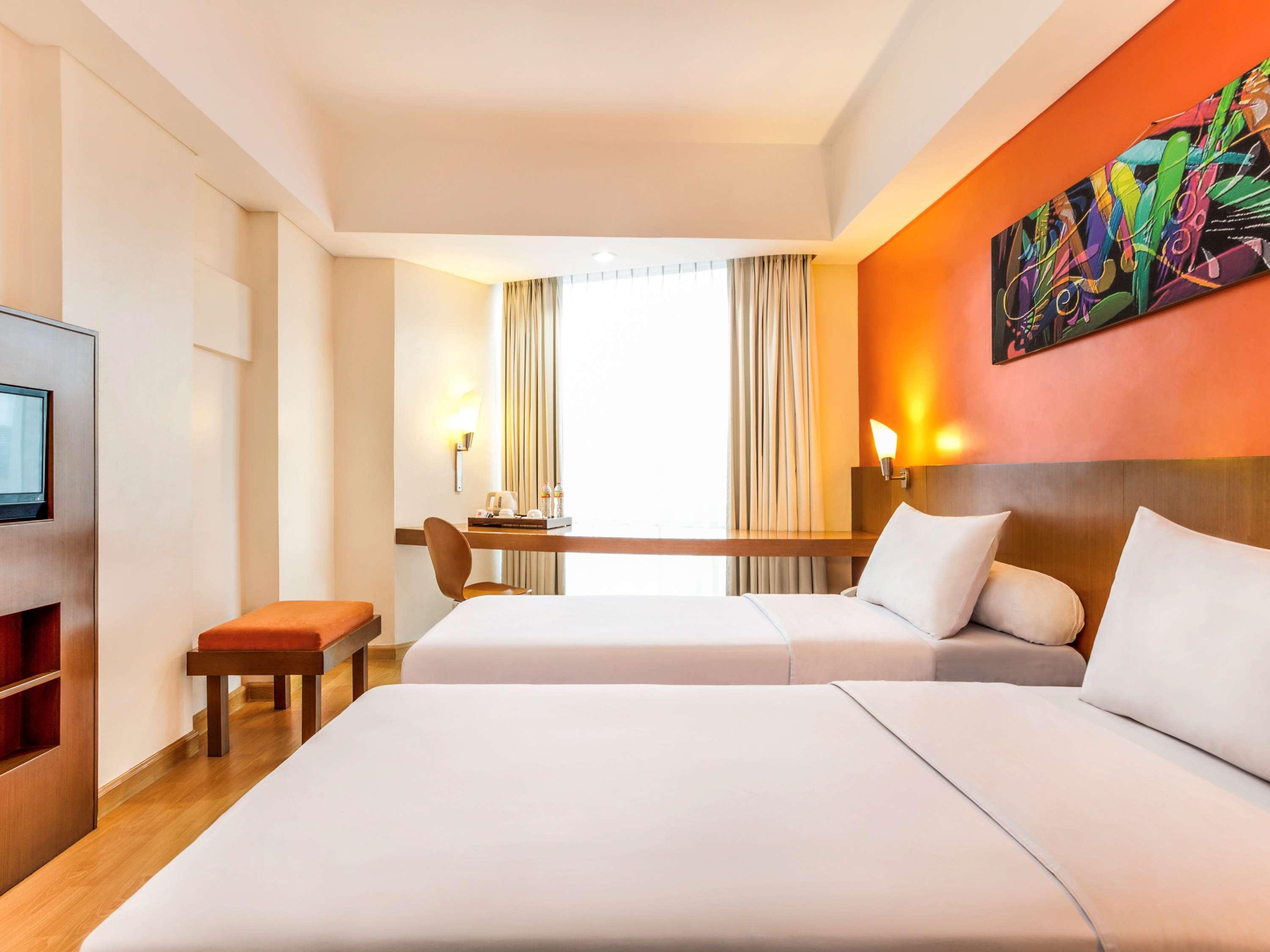 Hotel Ibis Semarang Simpang Lima Luaran gambar