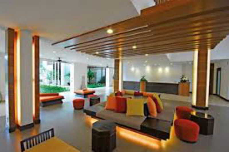 Hotel Ibis Semarang Simpang Lima Luaran gambar